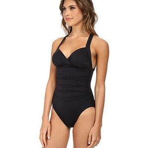 NWT $114 BADGLEY MISCHKA US 10 PORTRAIT ONE PIECE